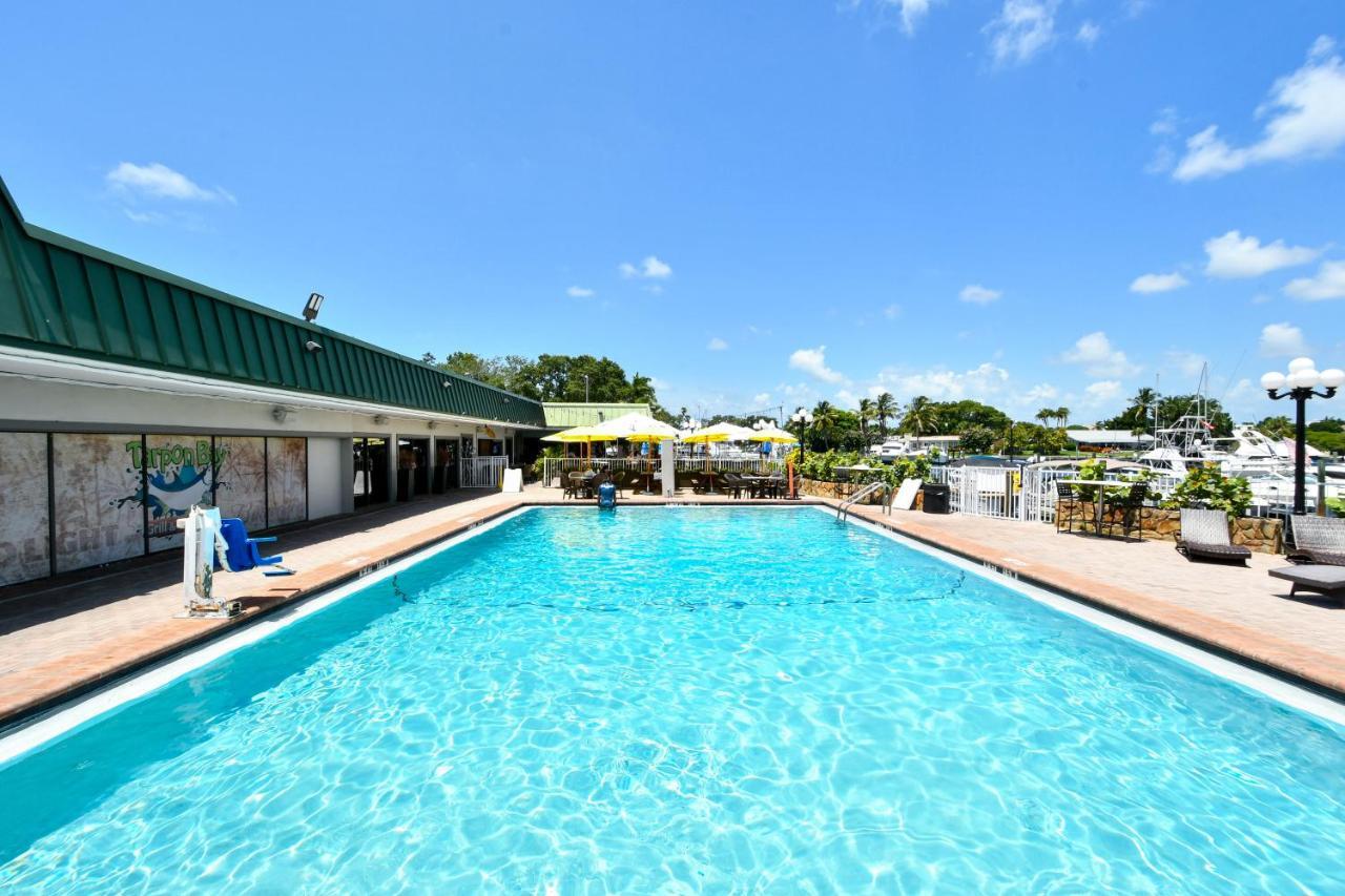 Sarasota Cay Club #612 - Heated Pool, Bunk Beds, Huge Tv, Tiki Bar, More! South Bradenton Экстерьер фото